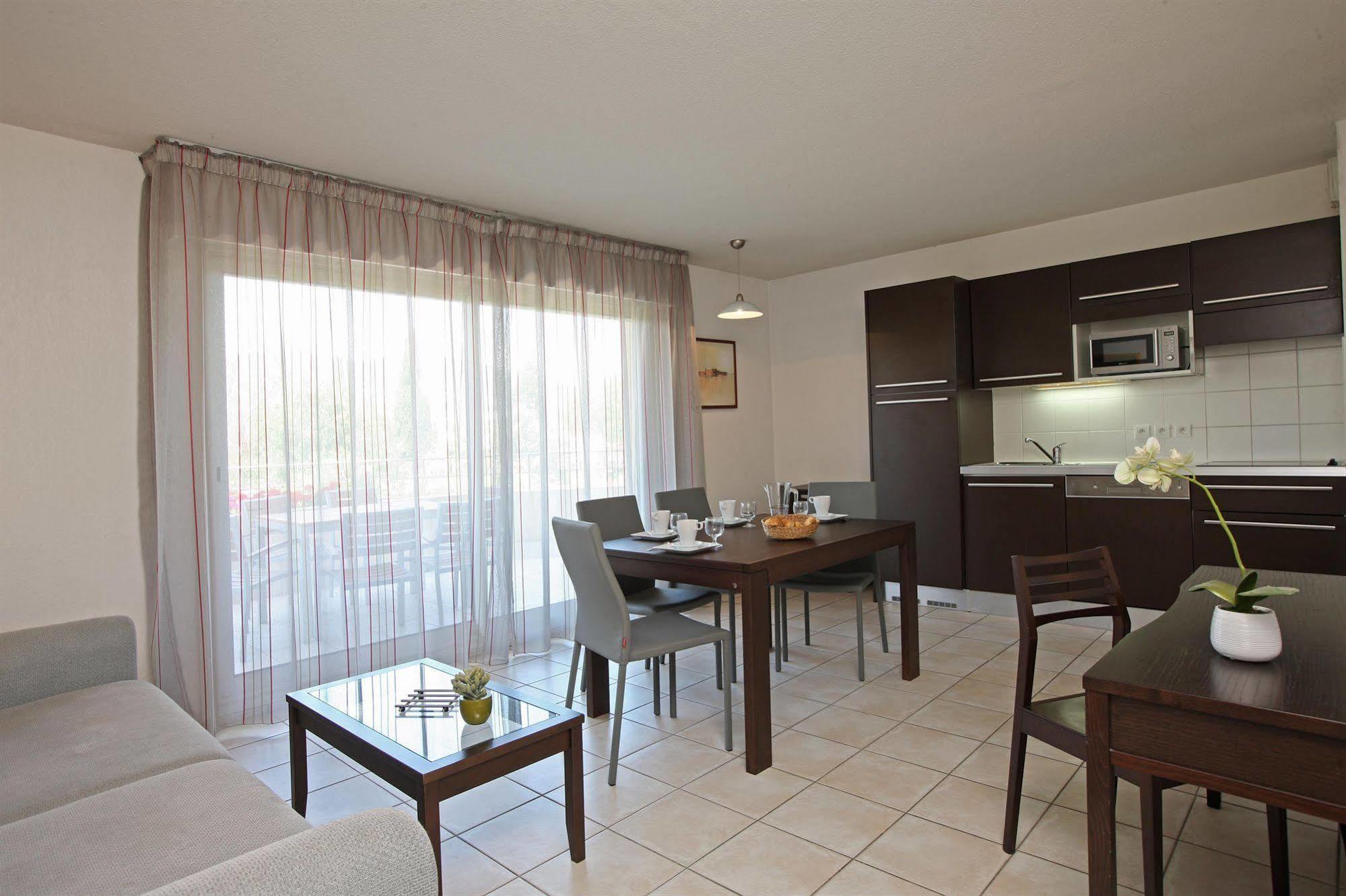 Le Rivage Aparthotel Mandelieu Exterior foto